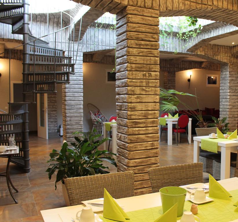 Ambiente Hotel Lipsia Esterno foto